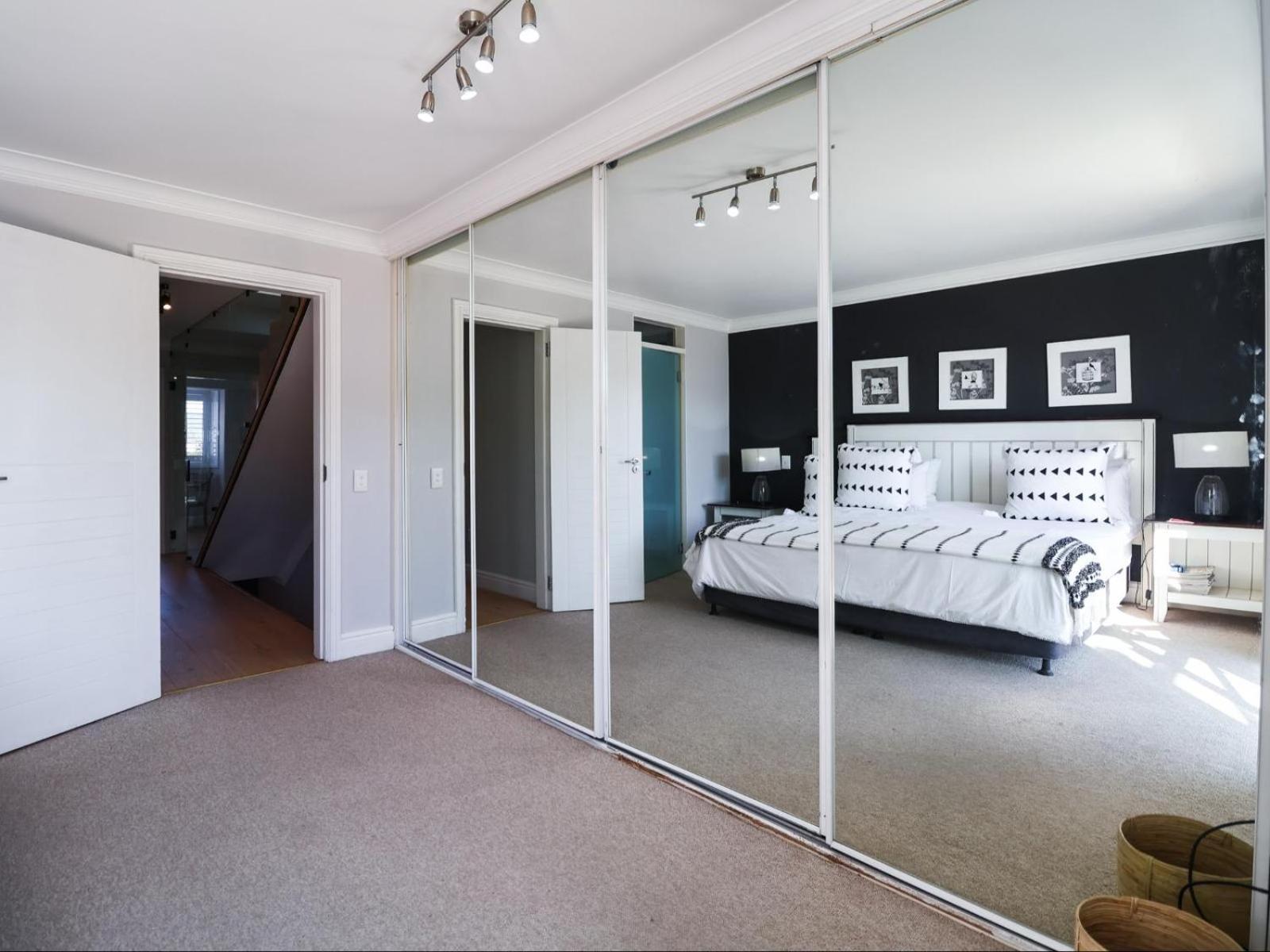 Knysna Quays Waterfront Accomodation Værelse billede