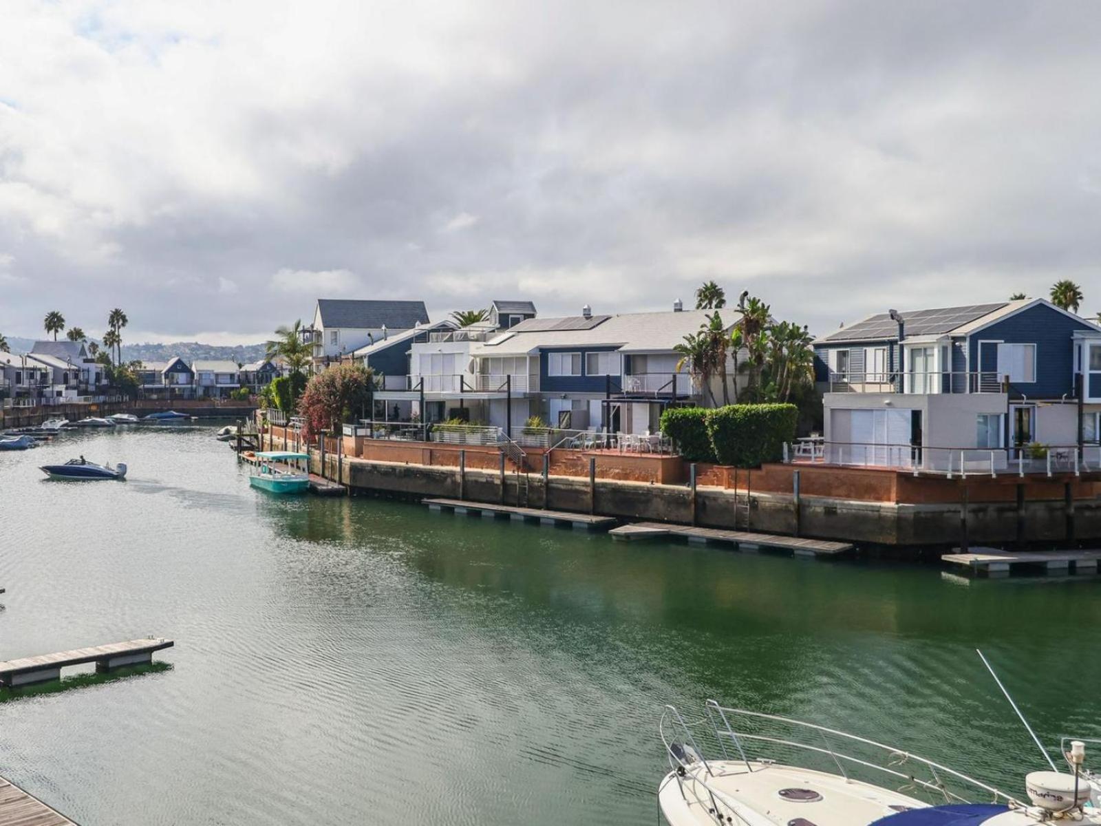 Knysna Quays Waterfront Accomodation Eksteriør billede